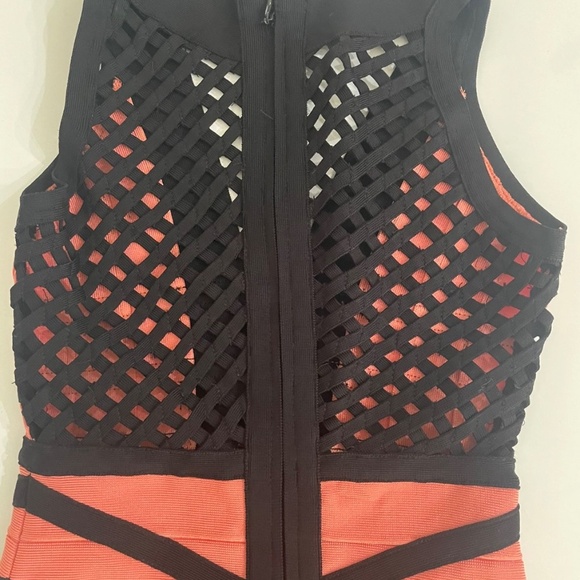 Used Celeb Boutique Beautiful Midi Dress 👗  Vestido 👗 Size XS. Sexiest dress - Picture 4 of 10